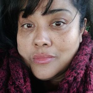 Meet your Posher, Yamira